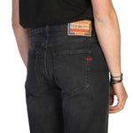 Load image into Gallery viewer, DIESEL D-VIKER black cotton Jeans
