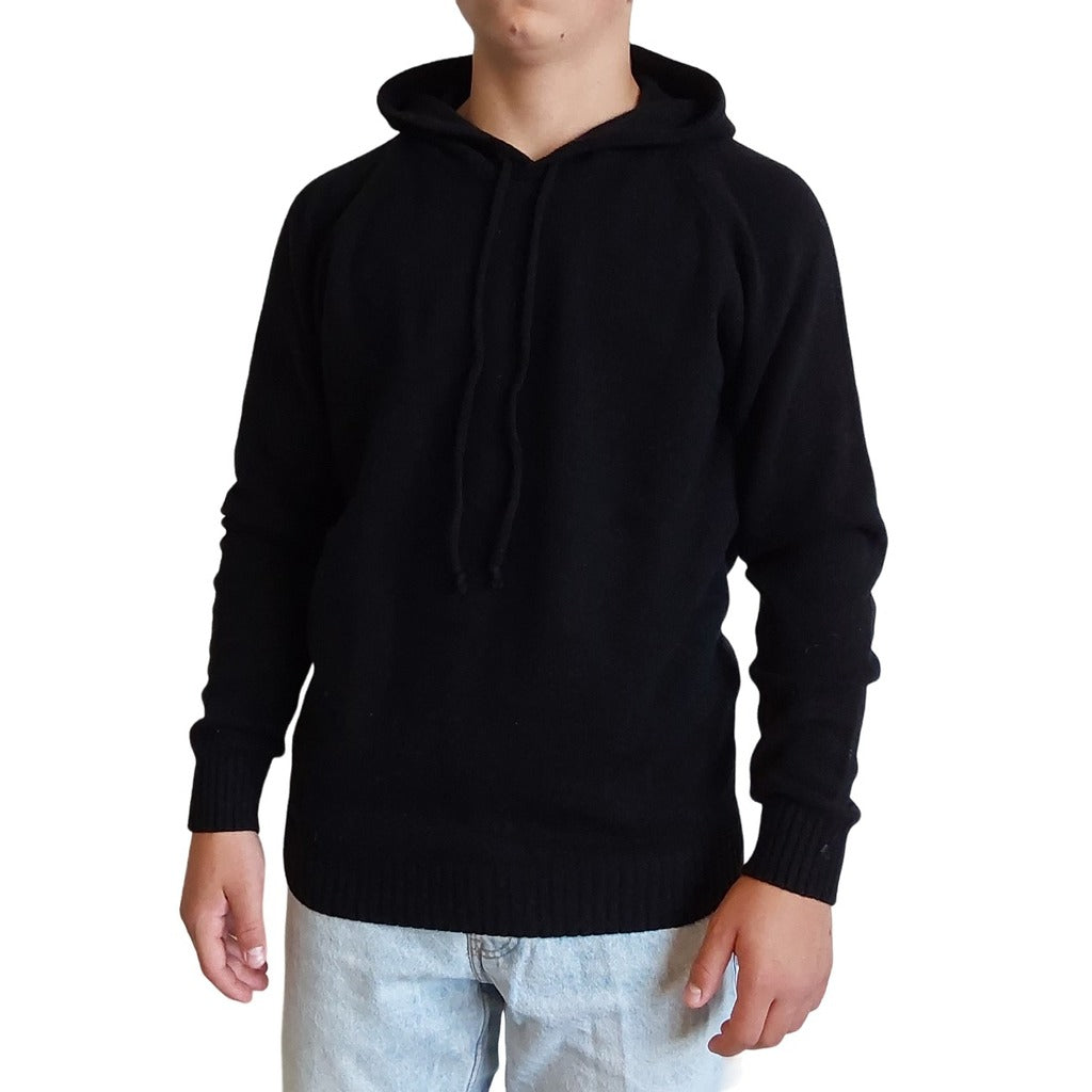 100% Cashmere black cashmere Sweater