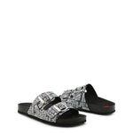 Load image into Gallery viewer, LOVE MOSCHINO black/white leather Sandals
