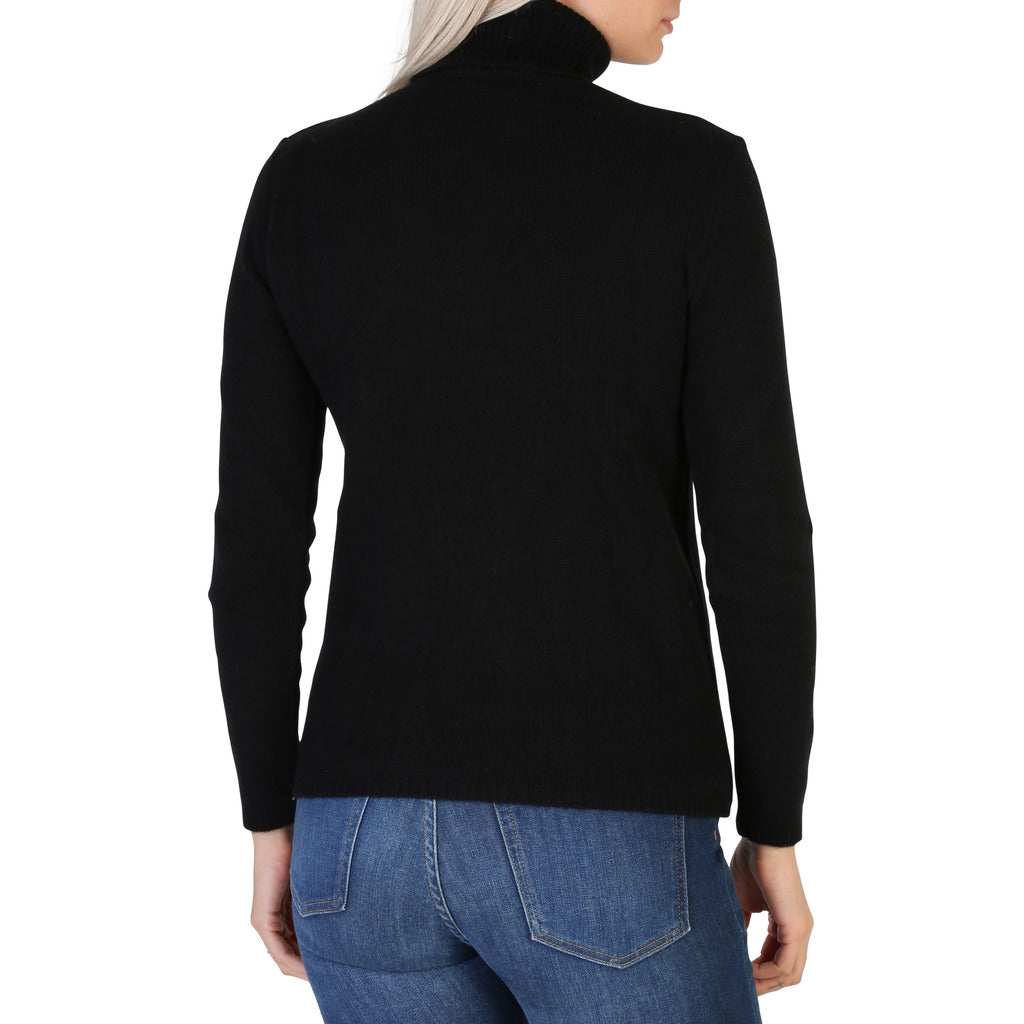 100% Cashmere black cashmere Sweater